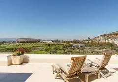 La Rive Penthouse in Mouille Point – photo 19 thumbnail