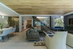 Villa Pascal in Camps Bay – photo 1 thumbnail