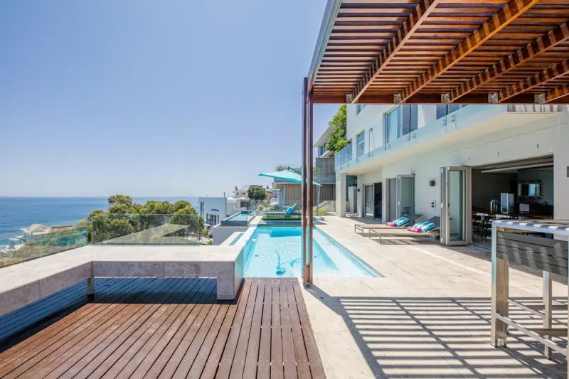Aegea in Bantry Bay – photo 45