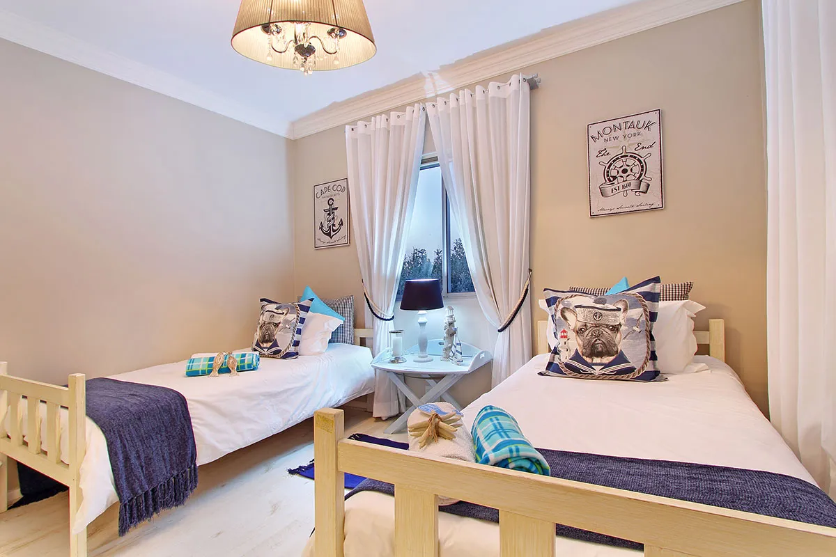 property_8445e0de-aef1-4767-b1d3-defceffe2c19_10