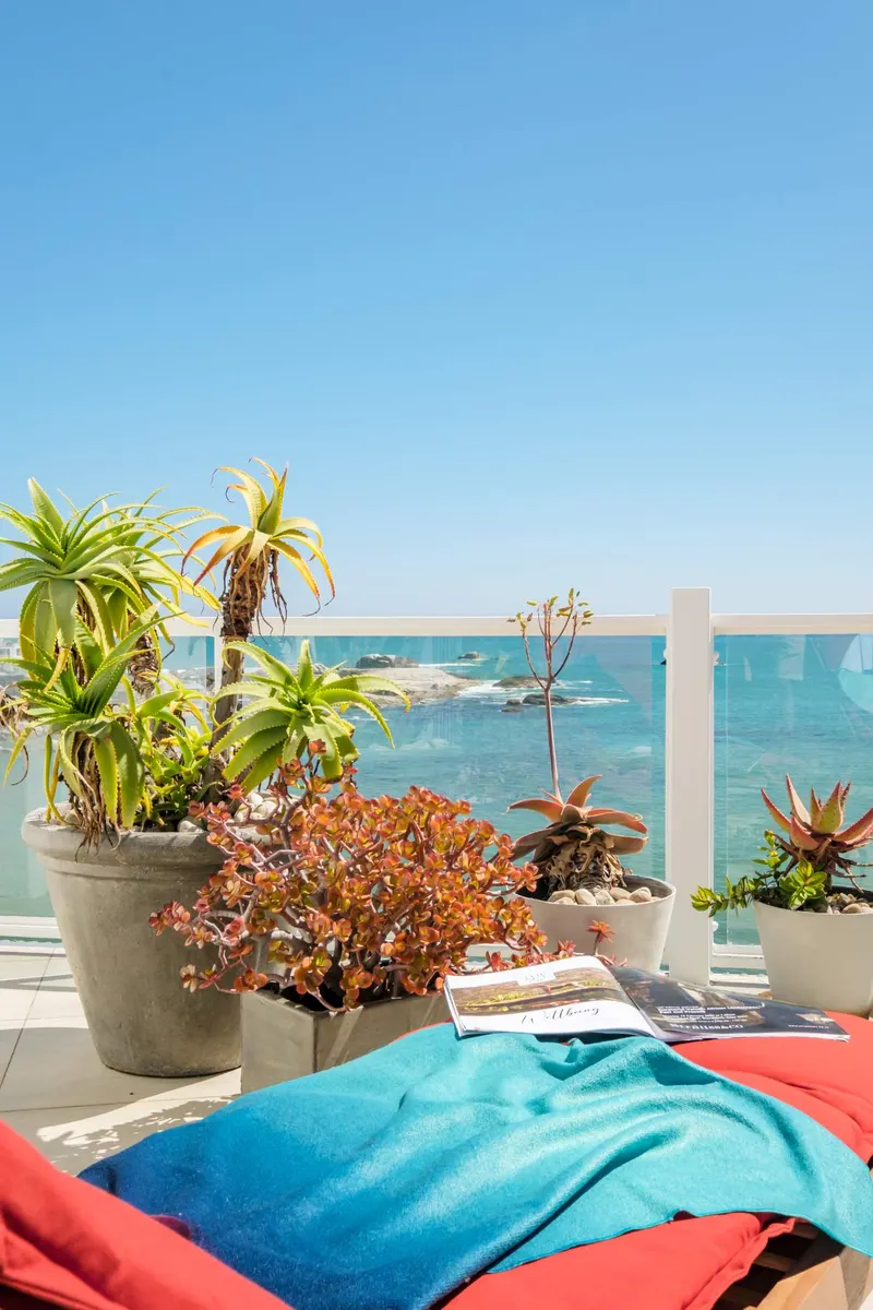 Ocean Penthouse Retr in Camps Bay – photo 10