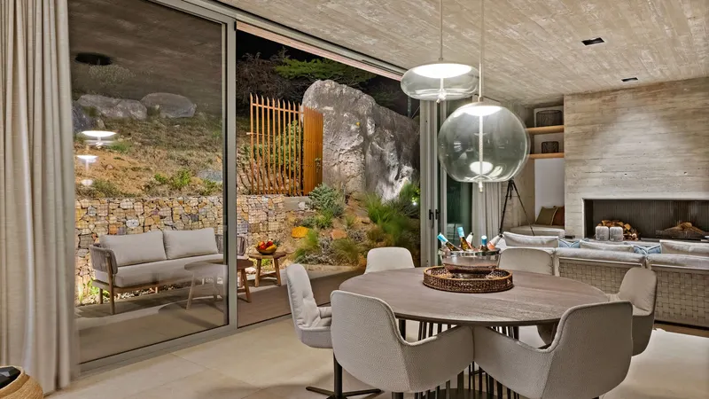 Mountain Vista Penthouse in Camps Bay – photo 16