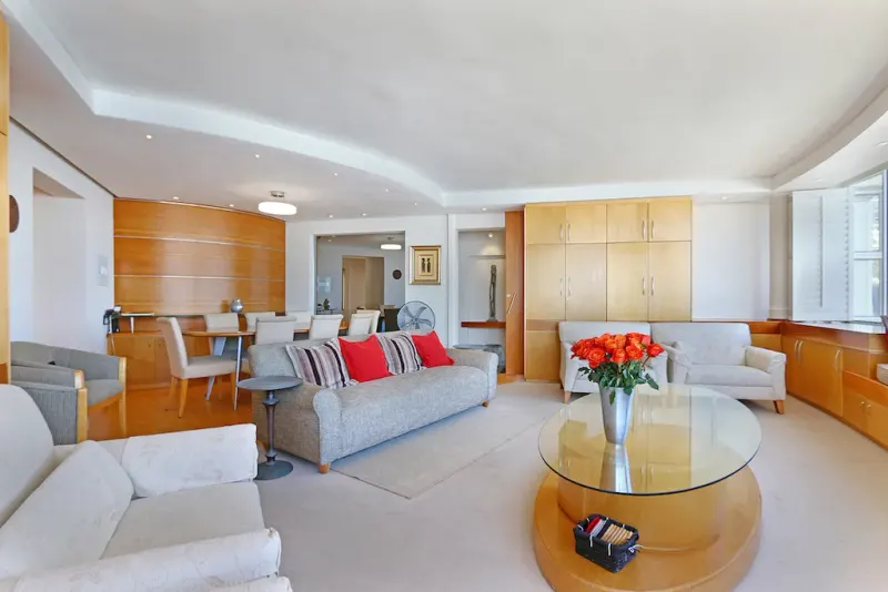 Sea Breeze Apartment in Bantry Bay – photo 3