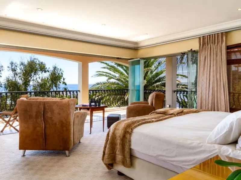 Villa Charmante in Bantry Bay – photo 23