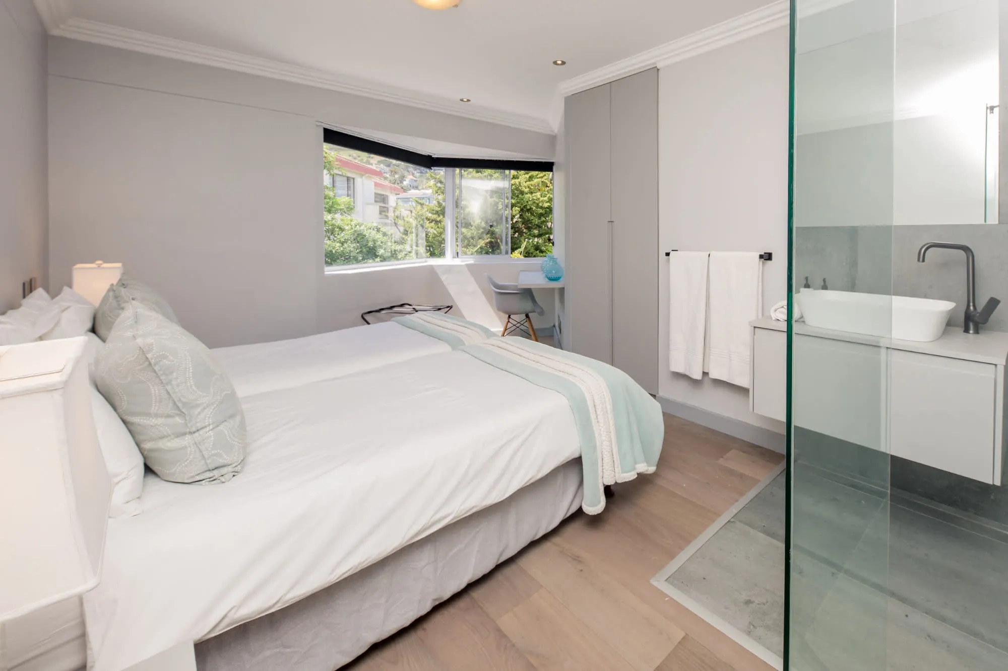 property_848d9cfa-0895-4be1-ab97-e761c46fef21_15