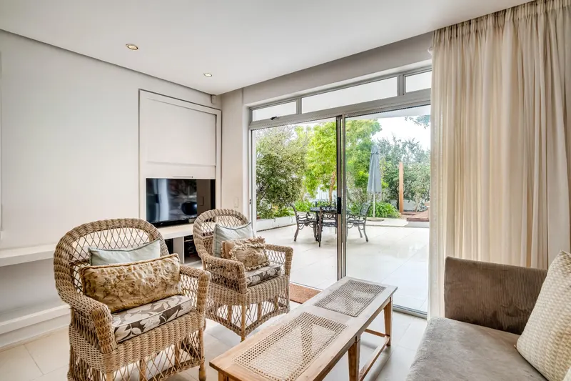 Silvertree in Camps Bay – photo 34