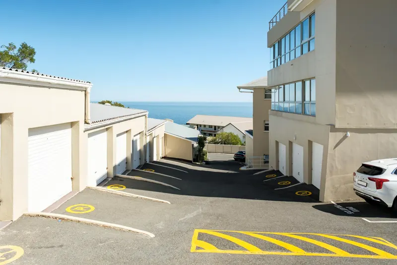 Skyline Heights in Camps Bay – photo 26