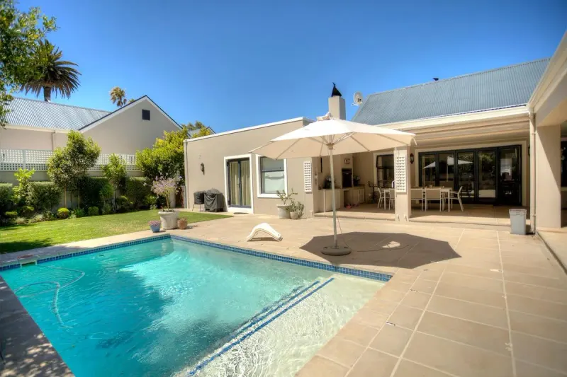 Upper Claremont Villa in Claremont – photo 1