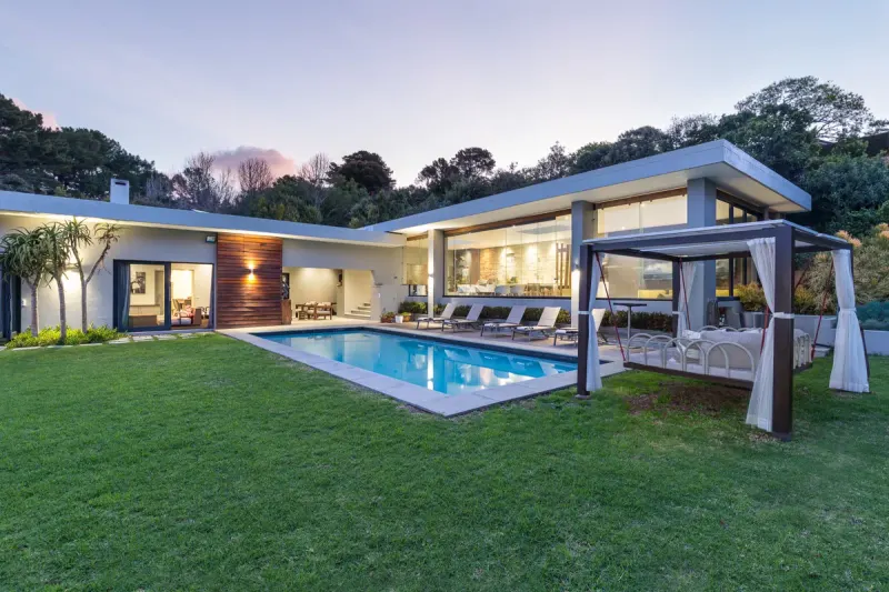 Manas Villa