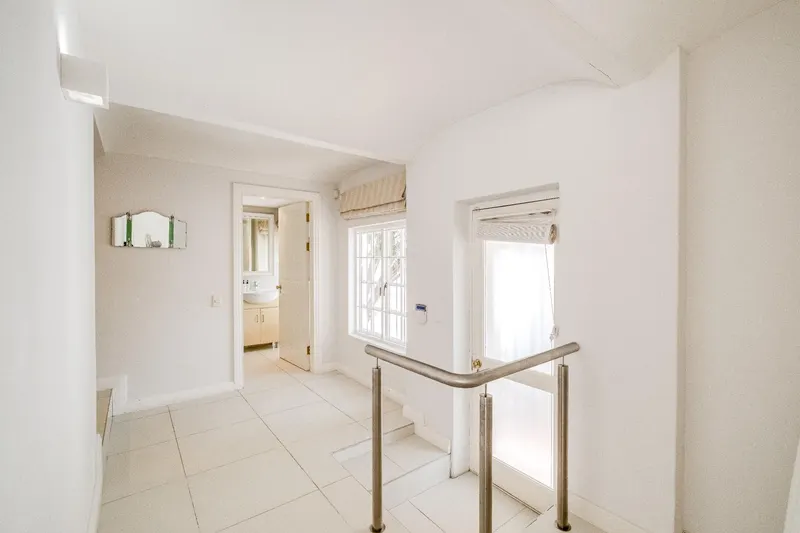 Six Selbourne in Sea point – photo 45