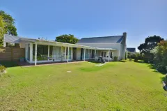 Noordhoek Taylor Villa in Chapmans Peak – photo 20 thumbnail
