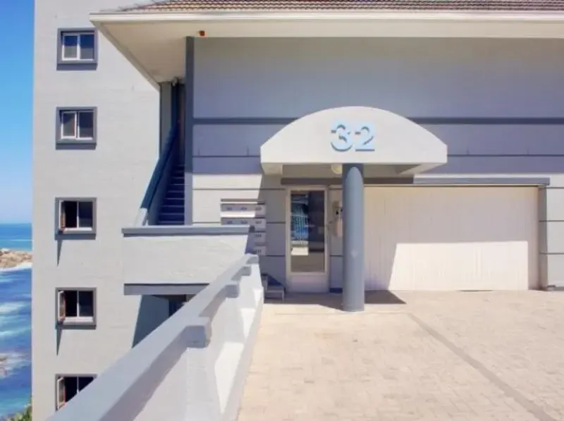 Bantry Views Apartment in Bantry Bay – photo 7