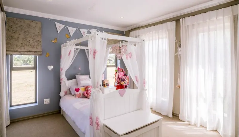 Constantia Villa in Constantia Heights – photo 13