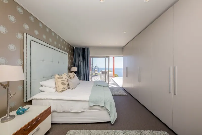 Aegea in Bantry Bay – photo 52