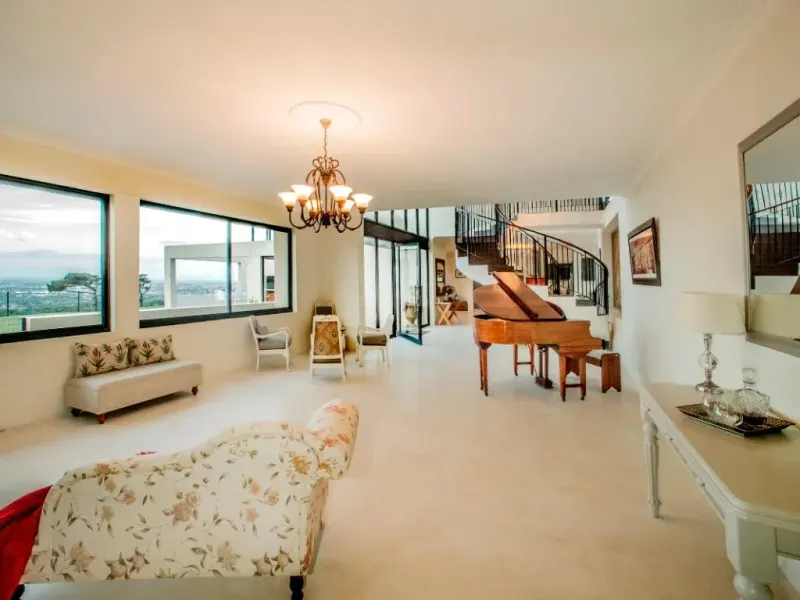 Mountain Side Mansion in Westlake – photo 6