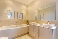Stonehurst Villa in Westlake – photo 12 thumbnail