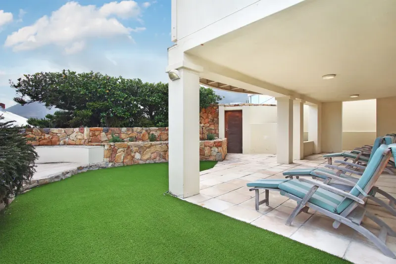 Beta Beach Villa in Bakoven – photo 19