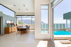 Fish Hoek Oceans Villa in Fish Hoek – photo 3 thumbnail