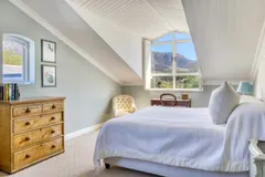 Villa Badgemore in Constantia – photo 8 thumbnail