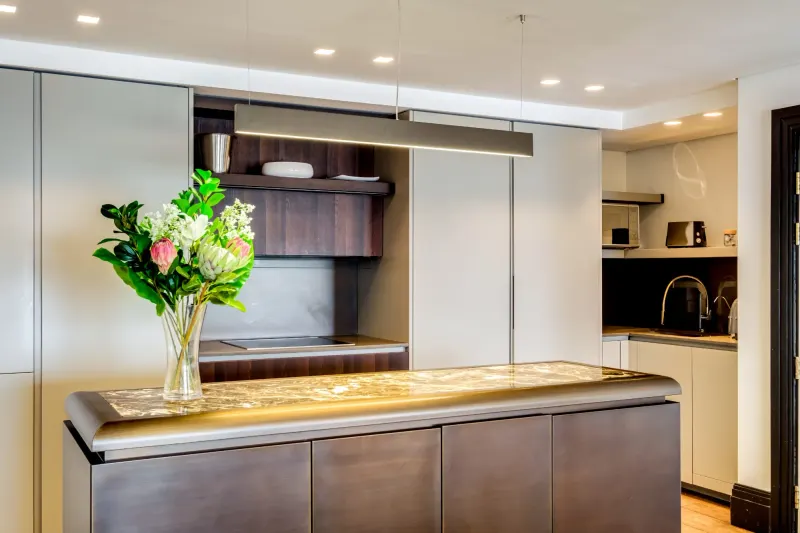 Dunmore Luxe in Clifton – photo 11