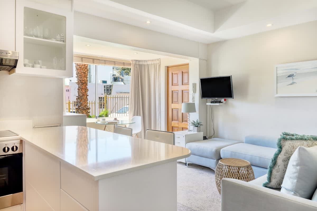 property_8713e2d2-6f8d-4c9a-8df0-d5e5436518e0_8
