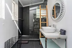 Jo Leo Villa in Camps Bay – photo 27 thumbnail