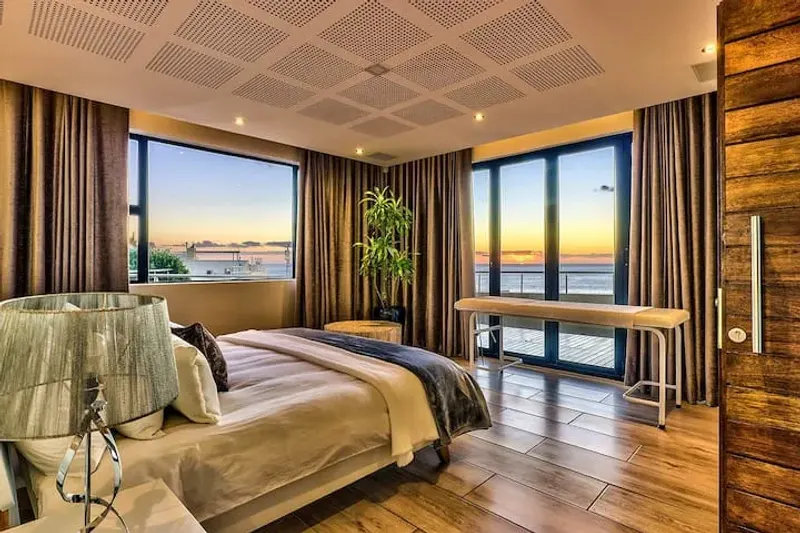 Camps Bay Drive Villa in Camps Bay – photo 29