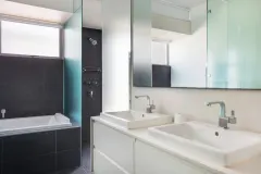 Camps Bay Beach House in Camps Bay – photo 11 thumbnail