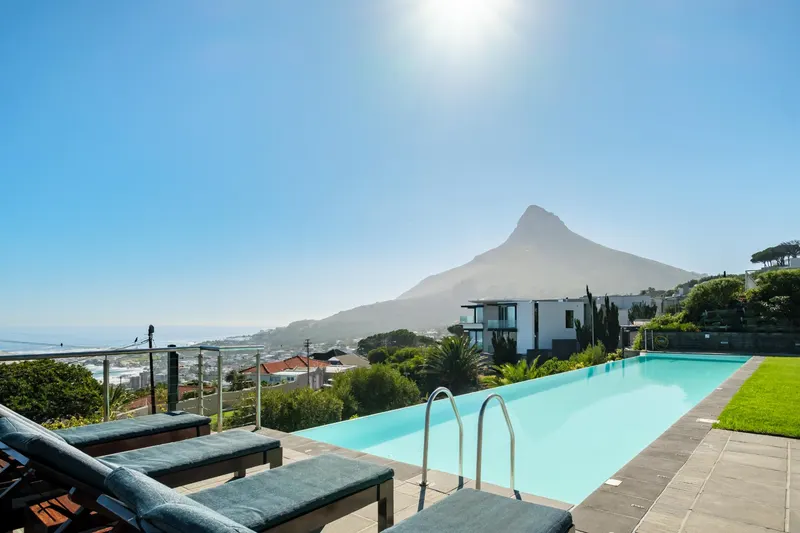 Sunset Loft in Camps Bay – photo 3