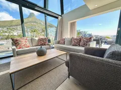 Skydeck Penthouse in Sea Point – photo 32 thumbnail
