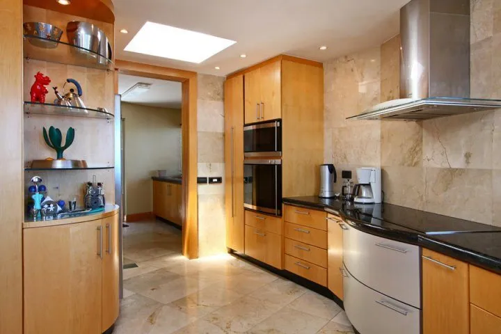 property_8812daa5-8cd6-45b9-b231-f1b96e52882f_18