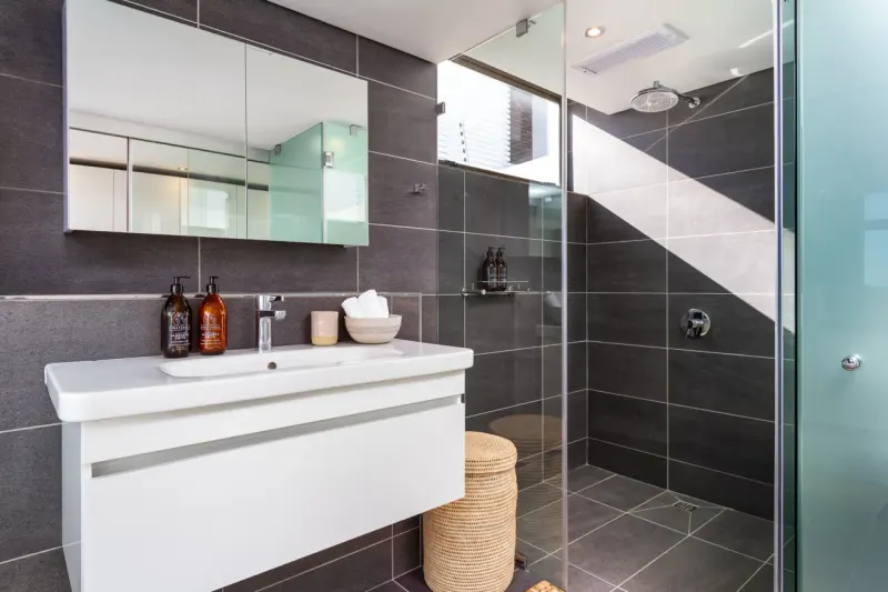 24 Geneva Unit B in Camps Bay – photo 83