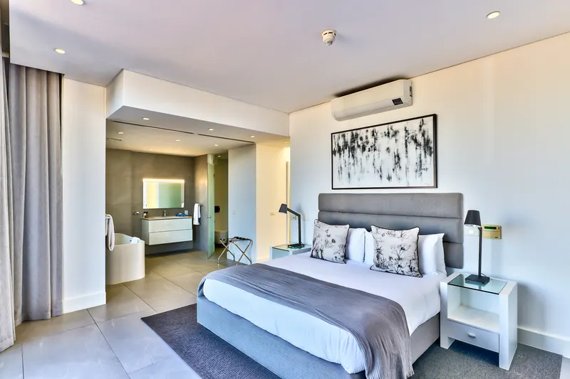 601B Pent in V&A Waterfront – photo 9