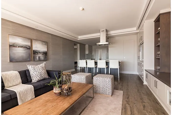 property_882e14aa-e6e2-4561-8d91-9e3e390c1185_10