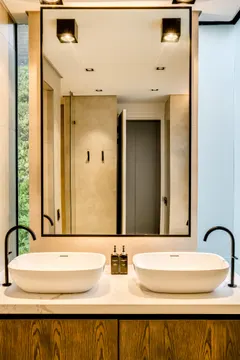 Ocean's 33 Villa in Camps Bay – photo 48 thumbnail