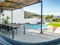 Seneca Villa in Tamboerskloof – photo 3 thumbnail