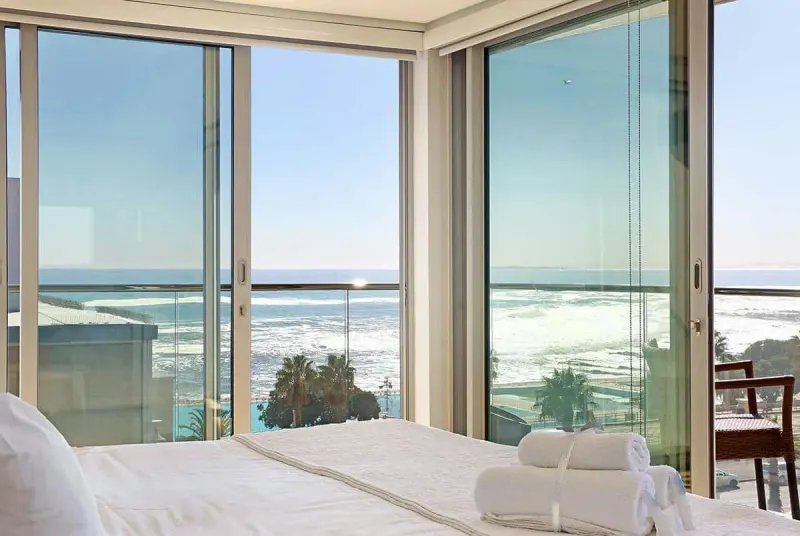 Clarens Apartment in Sea Point – photo 1
