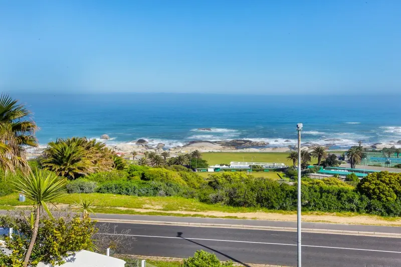 16 on Nautica in Signal Hill – photo 4