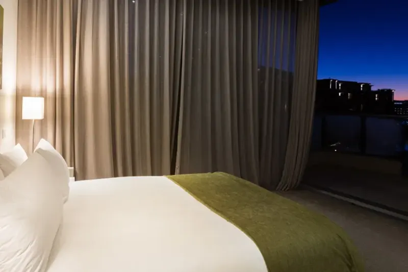 Lawhill Penthouse in V&A Waterfront – photo 11