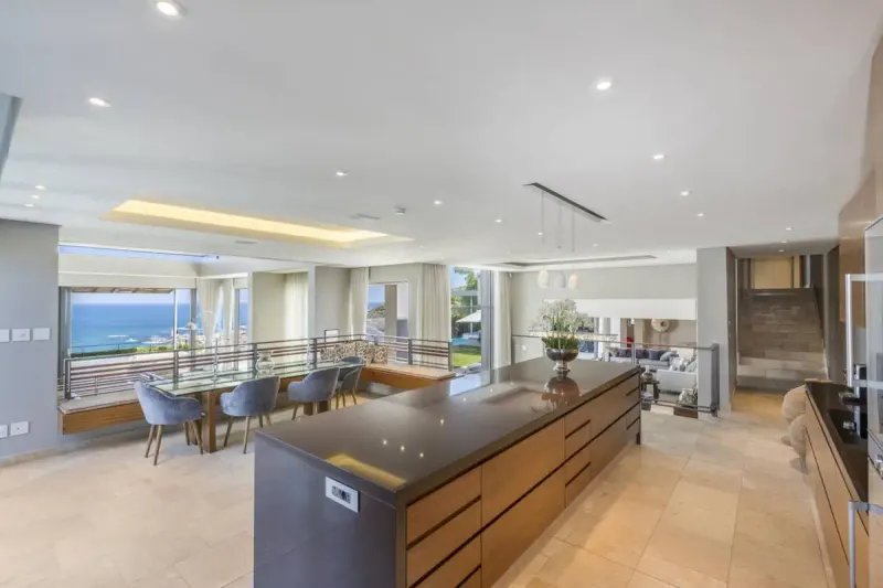 Medroad Villa in Camps Bay – photo 15