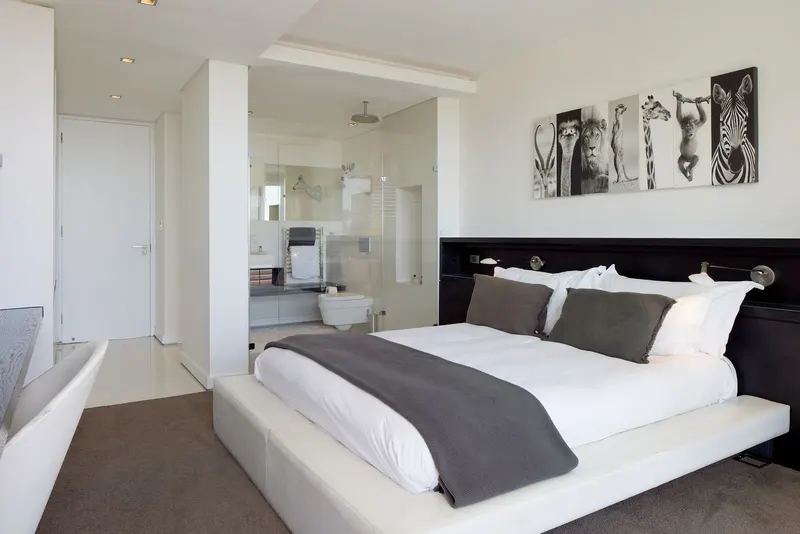 Geneva Villa in Camps Bay – photo 45