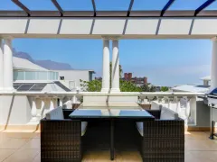 Berkely Place in Camps Bay – photo 15 thumbnail