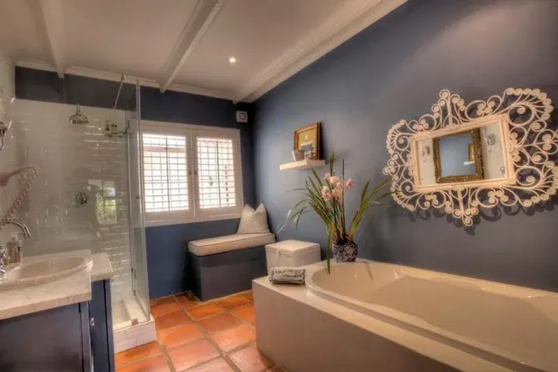Camps Bay Hacienda in Bakoven – photo 9