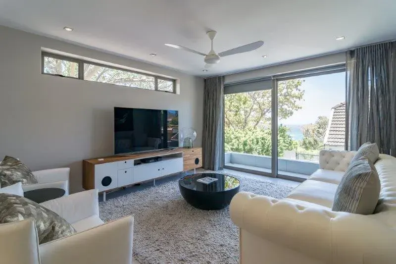 Villa Pascal in Camps Bay – photo 7