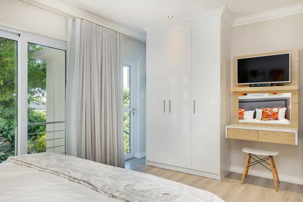 property_894f0d7c-e8a8-4b06-bd18-5e34d8174cb7_2