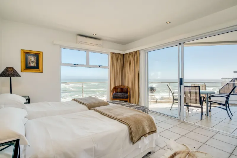 CBT Penthouse in Camps Bay – photo 14