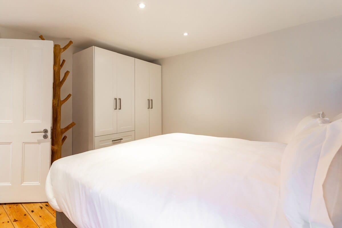 property_89891a93-8c61-44da-b0af-f3a84ac1deed_36