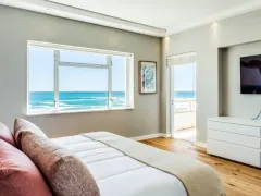Aretzi Apartment in Bantry Bay – photo 22 thumbnail