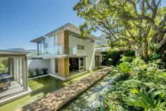 Villa Constantia in Bishopscourt – photo 11 thumbnail