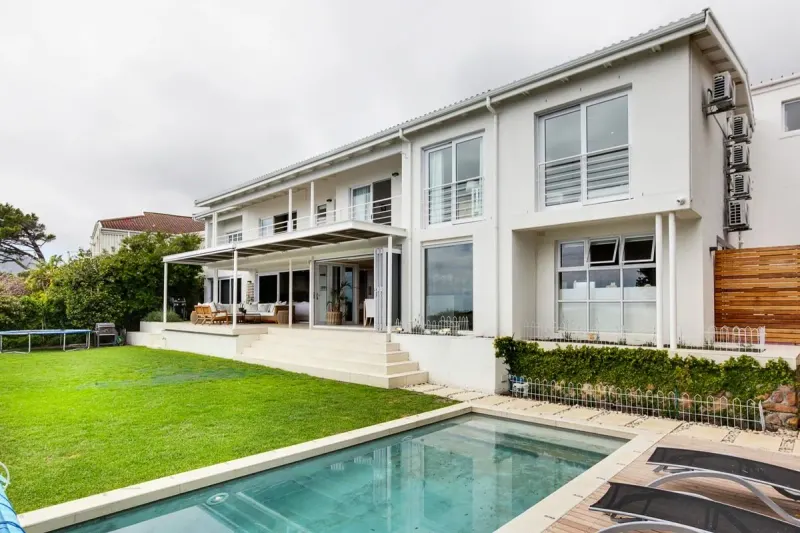 Le Blanc Villa